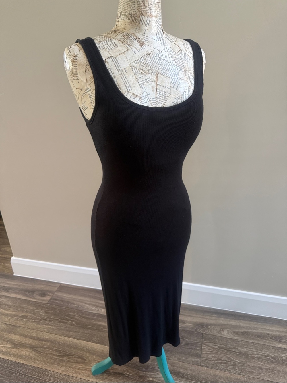Sleek Black Ribbed Tank Maxi Dress